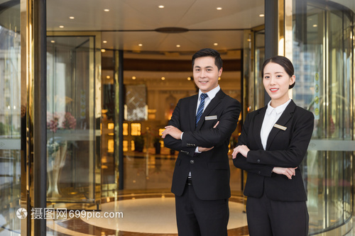 酒店管理服務(wù)人員的專業(yè)接待形象