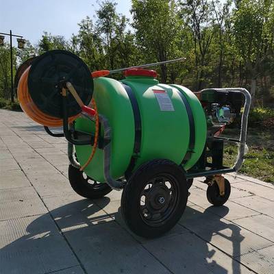 高效農(nóng)業(yè)利器 高粱地殺蟲(chóng)噴藥機(jī)與遠(yuǎn)射程汽油噴霧器的應(yīng)用優(yōu)勢(shì)